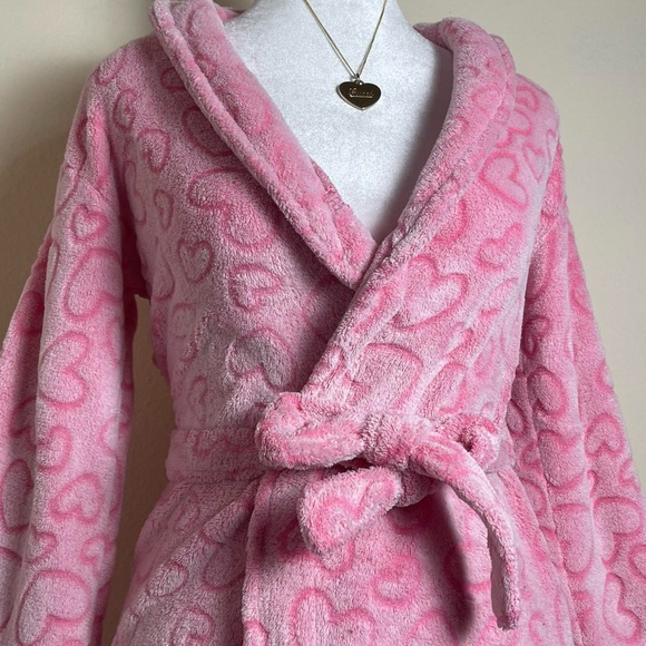 Pink Heart Patterned Robe - Picture 1 of 3